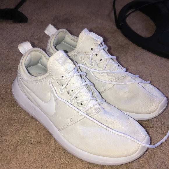 Nike Roshe II - Picture 2 of 5